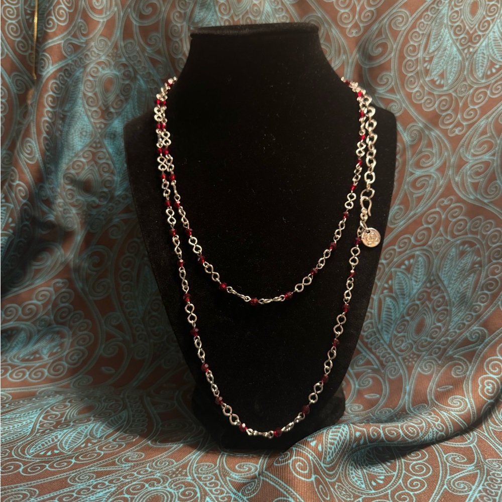 MACY DEPARTMENT STORE NECKLACE